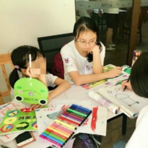 南京大學(xué)志愿者與阿斯伯格綜合征兒童在揚州零距離接觸 南京大學(xué)志愿者與阿斯伯格綜合征兒童在揚州零距離接觸