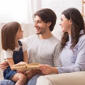 自閉癥兒童社交訓(xùn)練：留意和參照他人的語(yǔ)言