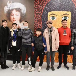 “星星的孩子”走進上海東一美術館“大師自畫像展”
