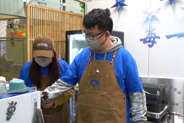 天津有了孤獨(dú)癥咖啡館：星光咖啡店