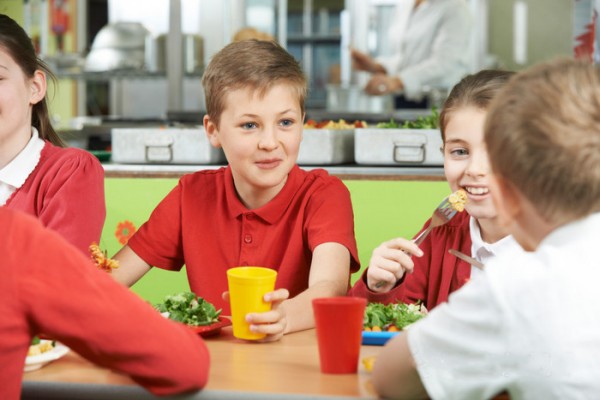 自閉癥兒童社交故事案例：在學校餐廳吃飯
