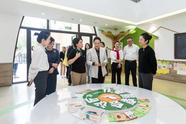 全國(guó)政協(xié)委員盧敏：為孤獨(dú)癥患者提供全生命周期關(guān)愛(ài)服務(wù)