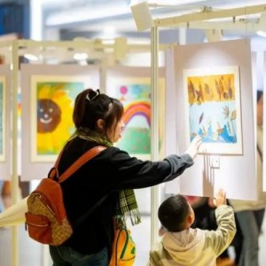 “獨燕成春”世界孤獨癥日公益行動在長沙舉行