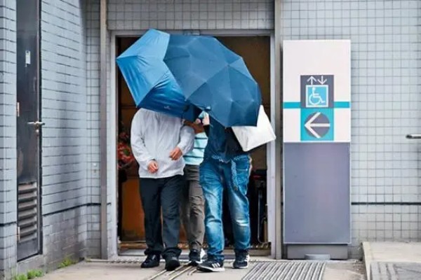 香港男子侮辱國(guó)歌后以患自閉癥求情，被判處監(jiān)禁8周