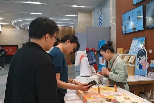 上海方壇咖啡吧為大齡自閉癥患者提供就業(yè)機(jī)會(huì)