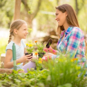 如何為自閉癥兒童設(shè)計室外康復(fù)花園？